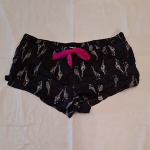 Secret Treasures Black and Pink Pajama Shorts With Giraffe Design, GUC, XL 16-18